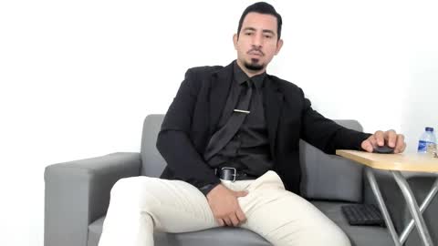 Snapshot of cesar_dant chatting on 09/15/25, 01:55 Cesar online show from 09/15/25, 01:55