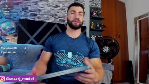 Snapshot of cesar_joness chatting on 12/03/24, 11:57 Cesar jones online show from 12/03/24, 11:57