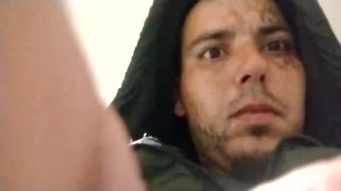 Snapshot of cesloer chatting on 10/08/25, 04:59 cesloer online show from 10/08/25, 04:59