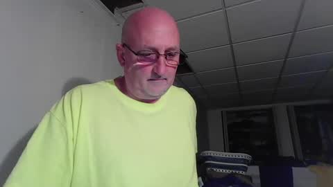 Snapshot of cfnm0968 chatting on 09/21/25, 02:35 cfnm0968 online show from 09/21/25, 02:35