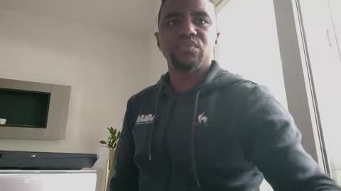 Snapshot of cfnmteaparty chatting on 09/12/25, 03:12 Matthew online show from 09/12/25, 03:12