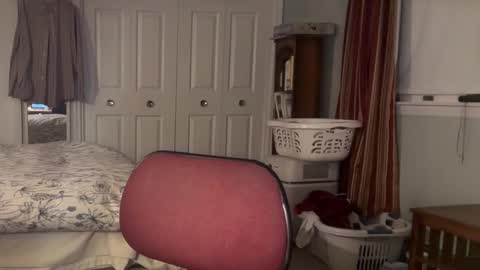 Snapshot of cfnmworkout1 chatting on 09/19/25, 12:56 cfnmworkout1 online show from 09/19/25, 12:56