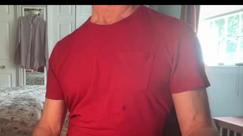 Snapshot of cfnmworkout1 chatting on 09/27/25, 03:17 cfnmworkout1 online show from 09/27/25, 03:17