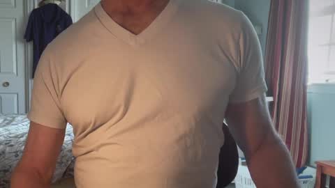 Snapshot of cfnmworkout1 chatting on 04/21/26, 12:33 cfnmworkout1 online show from 04/21/26, 12:33