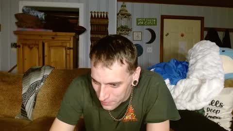 cguffey2284 online show from 12/28/24, 05:55