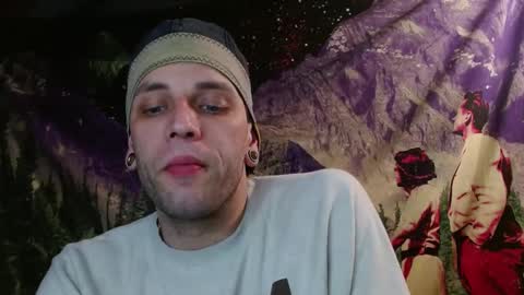 cguffey2284 online show from 01/22/25, 11:43