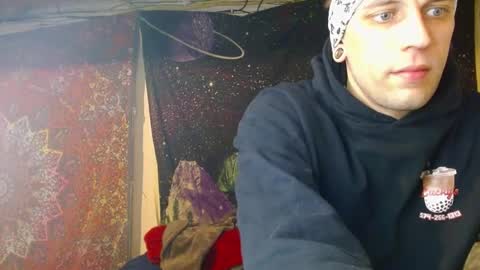 cguffey2284 online show from 01/25/25, 11:43