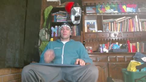 cguffey2284 online show from 02/26/25, 10:15