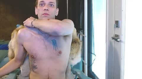 Snapshot of cguffey2284 chatting on 03/30/26, 02:29 cguffey2284 online show from 03/30/26, 02:29