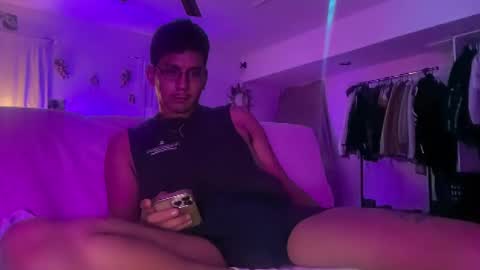 Kpapi online show from 09/21/25, 06:04