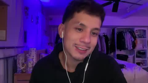 Kpapi online show from 10/06/25, 03:15