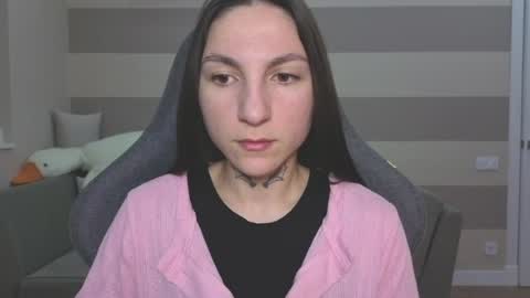 Kate online show from 03/18/26, 07:55