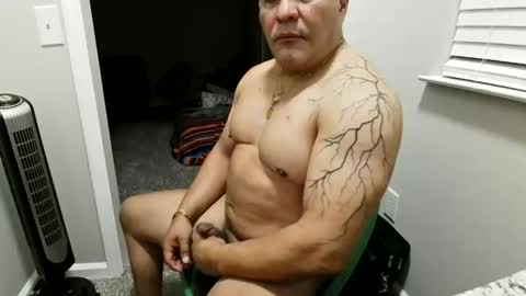 Snapshot of chacho1968 chatting on 10/17/25, 08:50 Chuck online show from 10/17/25, 08:50