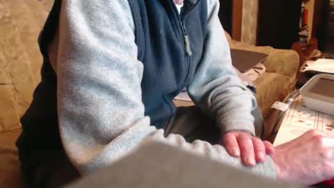 Snapshot of chacoa chatting on 11/12/25, 04:40 chacoa online show from 11/12/25, 04:40