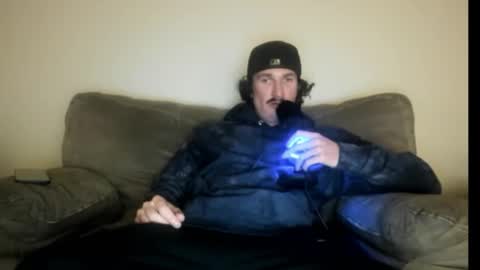 Lydong online show from 10/11/25, 02:00