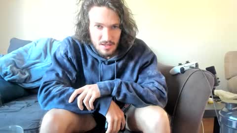 Snapshot of chadpowerz chatting on 03/08/26, 10:24 Lydong online show from 03/08/26, 10:24