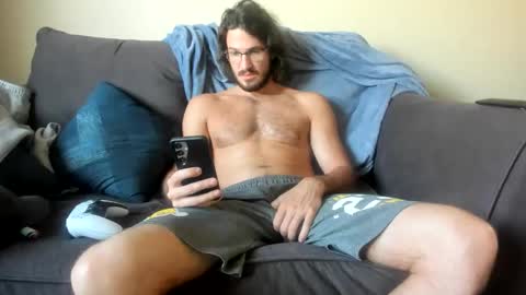 Snapshot of chadpowerz chatting on 03/17/26, 10:35 Lydong online show from 03/17/26, 10:35