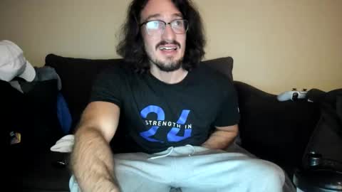 Snapshot of chadpowerz chatting on 04/01/26, 08:26 Lydong online show from 04/01/26, 08:26