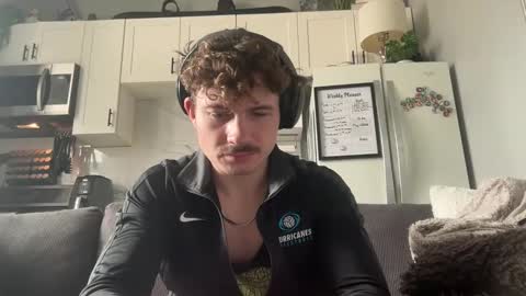 Snapshot of chadtitan chatting on 04/17/26, 06:33 ChadTitan online show from 04/17/26, 06:33