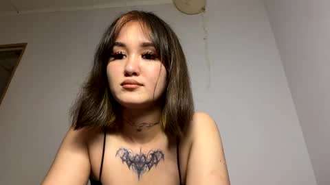 Snapshot of chaecordoba chatting on 04/22/26, 06:31 Thea online show from 04/22/26, 06:31