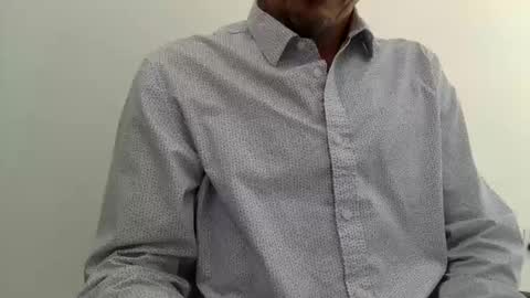 Snapshot of chagaschoo chatting on 10/29/25, 06:42 Chags online show from 10/29/25, 06:42