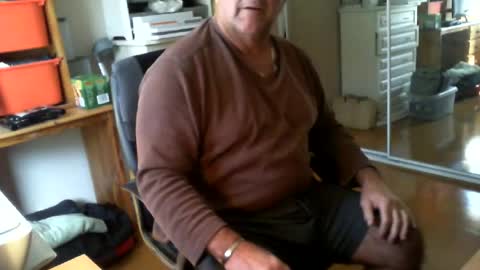 Chalky online show from 06/14/26, 02:35
