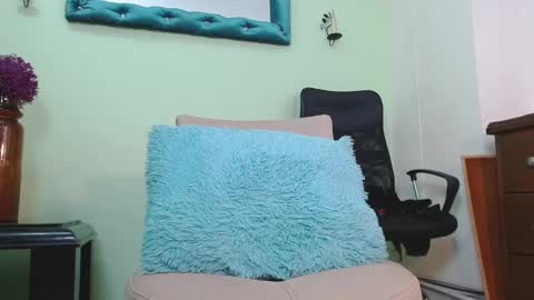 Snapshot of chalonvera chatting on 03/11/26, 12:16 Chalon online show from 03/11/26, 12:16