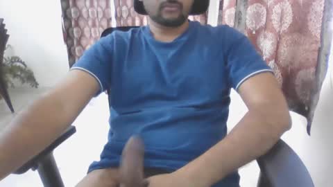 Snapshot of champ_desi chatting on 01/29/25, 07:04 rahul online show from 01/29/25, 07:04