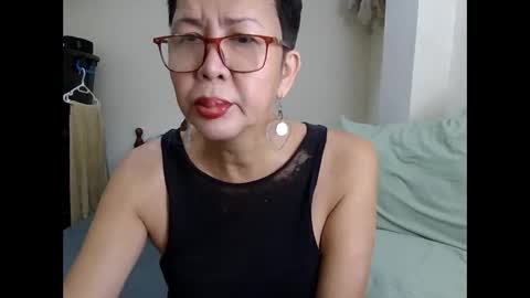 Snapshot of champaka123 chatting on 11/02/25, 12:24 champaka online show from 11/02/25, 12:24