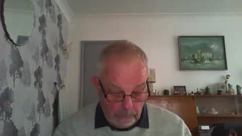 Snapshot of champers37 chatting on 01/17/25, 10:33 Champers online show from 01/17/25, 10:33