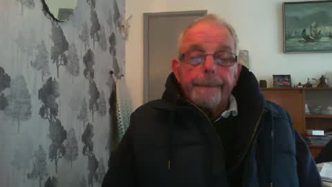 Snapshot of champers37 chatting on 02/25/25, 10:47 Champers online show from 02/25/25, 10:47