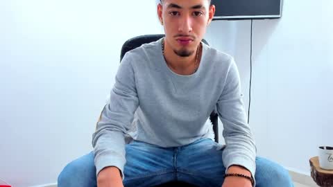 Snapshot of chandler_kenji chatting on 05/13/26, 01:30 Kenji online show from 05/13/26, 01:30