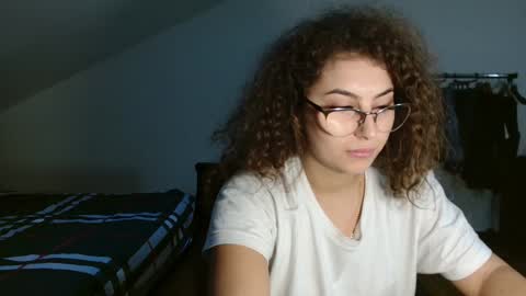 Stephanieblisss online show from 12/28/24, 01:59