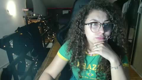 Stephanieblisss online show from 02/11/26, 05:07