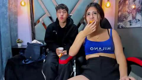 Snapshot of chanellandmax chatting on 11/30/25, 01:26 Chanellandmax online show from 11/30/25, 01:26