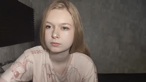 Lia online show from 02/11/26, 07:13