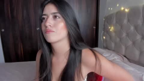 Snapshot of chanellgv chatting on 12/19/24, 08:23 Chanell online show from 12/19/24, 08:23