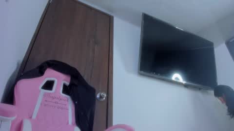 Snapshot of chanellgv chatting on 02/27/25, 07:58 Chanell online show from 02/27/25, 07:58