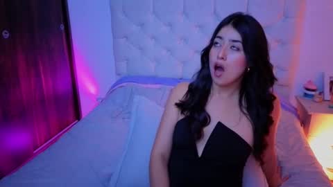 Snapshot of chanellgv chatting on 10/09/25, 10:19 Chanell online show from 10/09/25, 10:19