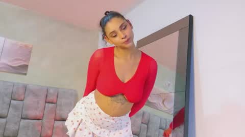 CHANELL SIN online show from 06/10/26, 09:03