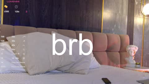 Chanel online show from 01/31/25, 11:46