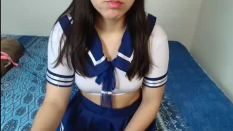 Snapshot of chanelsexyy chatting on 10/31/25, 03:57 Viviana 3 online show from 10/31/25, 03:57