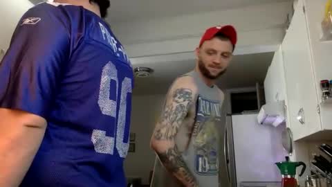 Snapshot of change340 chatting on 04/07/26, 01:28 TATS AND TANNED online show from 04/07/26, 01:28