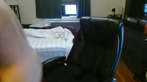 changyb online show from 02/15/26, 08:27