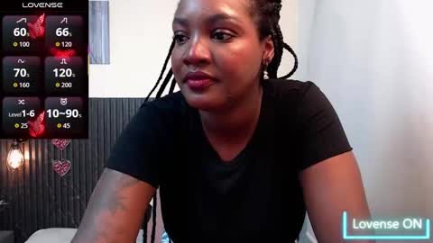 Snapshot of channel_brunette chatting on 09/13/25, 11:37 Chanel online show from 09/13/25, 11:37