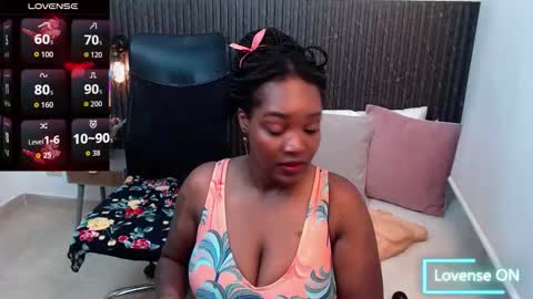 Snapshot of channel_brunette chatting on 10/24/25, 07:32 Chanel online show from 10/24/25, 07:32