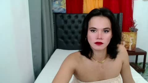 Snapshot of channel_maxine chatting on 07/20/26, 10:39 Rosette online show from 07/20/26, 10:39