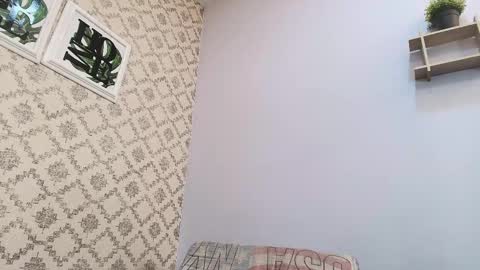 Raquel  online show from 02/17/25, 12:05