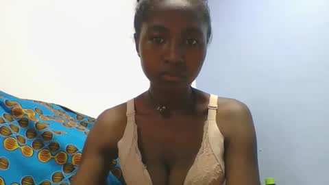 chantale483461 online show from 03/02/26, 05:30