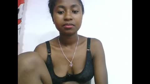 Snapshot of chantale483461 chatting on 05/01/26, 05:39 chantale483461 online show from 05/01/26, 05:39